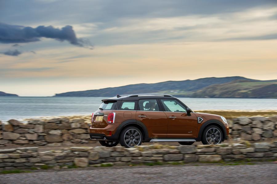  Mini Cooper S Countryman ALL4 2017 года  (WW) (фото 28 из 138)